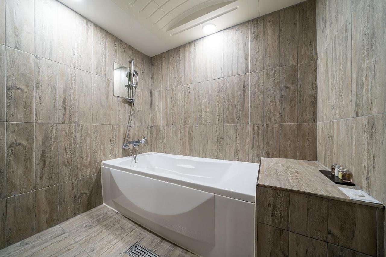 Hotel Ignis Oncheonjang Busan Extérieur photo